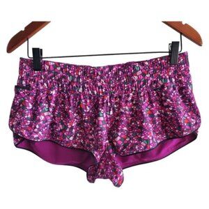 Lululemon Paradise Camo Multi Regal Plum Surf Short II Size M